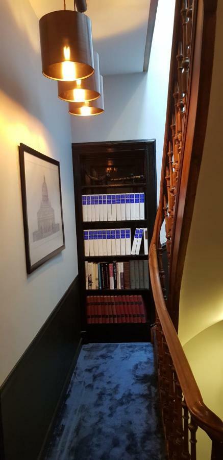 Les Grands Arbres Bed and Breakfast Bruselas Exterior foto